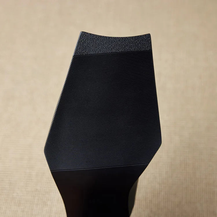 نعال نسائية فاخرة مرصعة بأحجار الراين