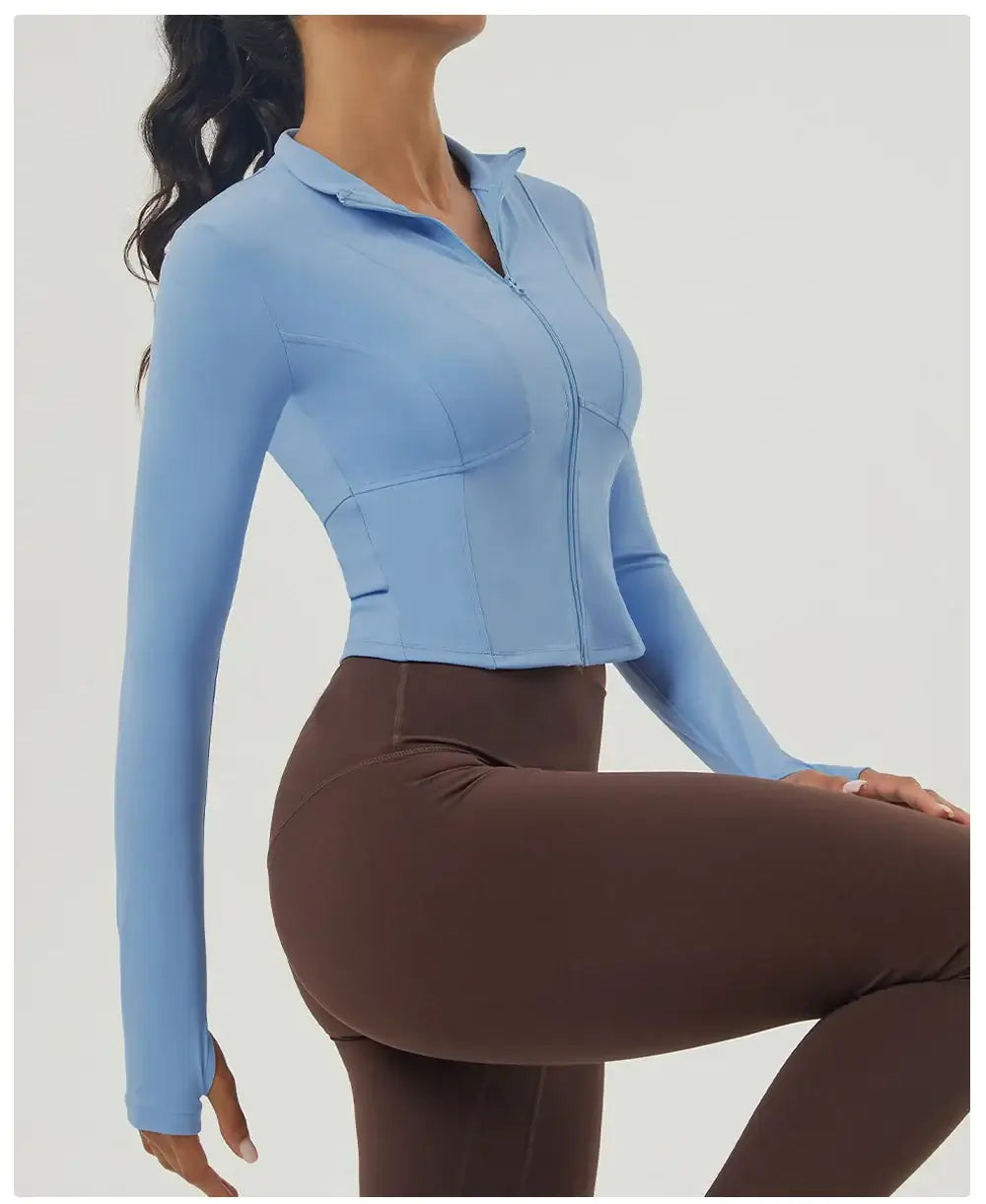 سترة يوجا نسائية بسحاب وقصة ضيقة