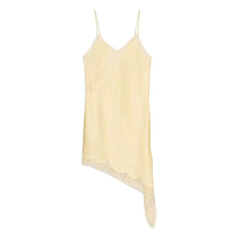 طقم فستان وسترة من الدانتيل المرقّع للنساء