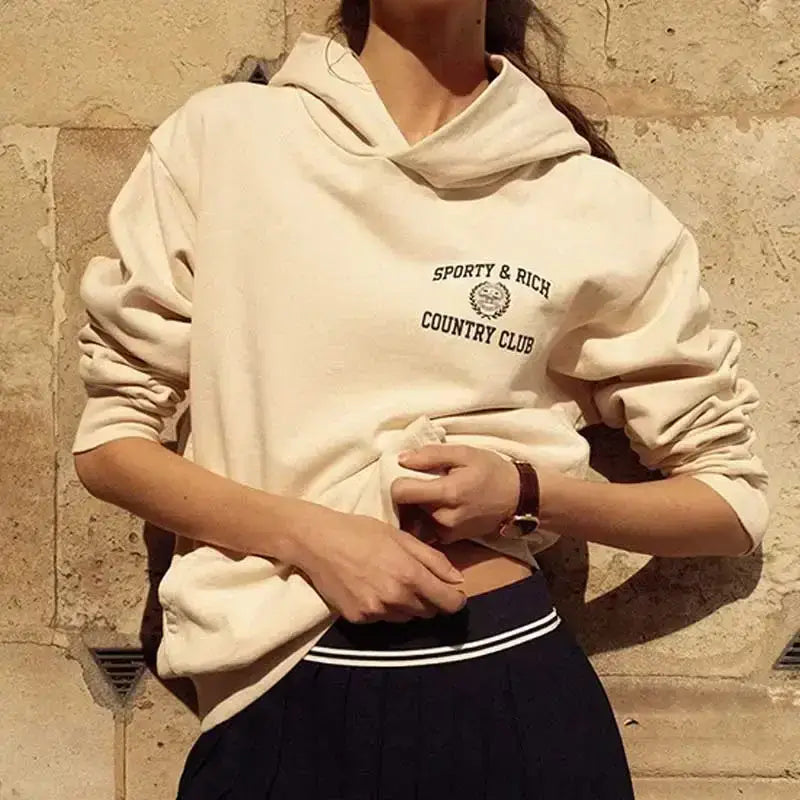 سويت شيرت نسائي بطبعة حروف عتيقة برقبة دائرية