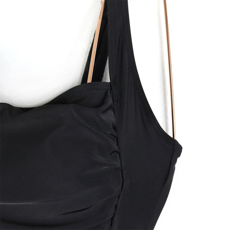 ملابس سباحة نسائية من قطعة واحدة للتحكم في البطن