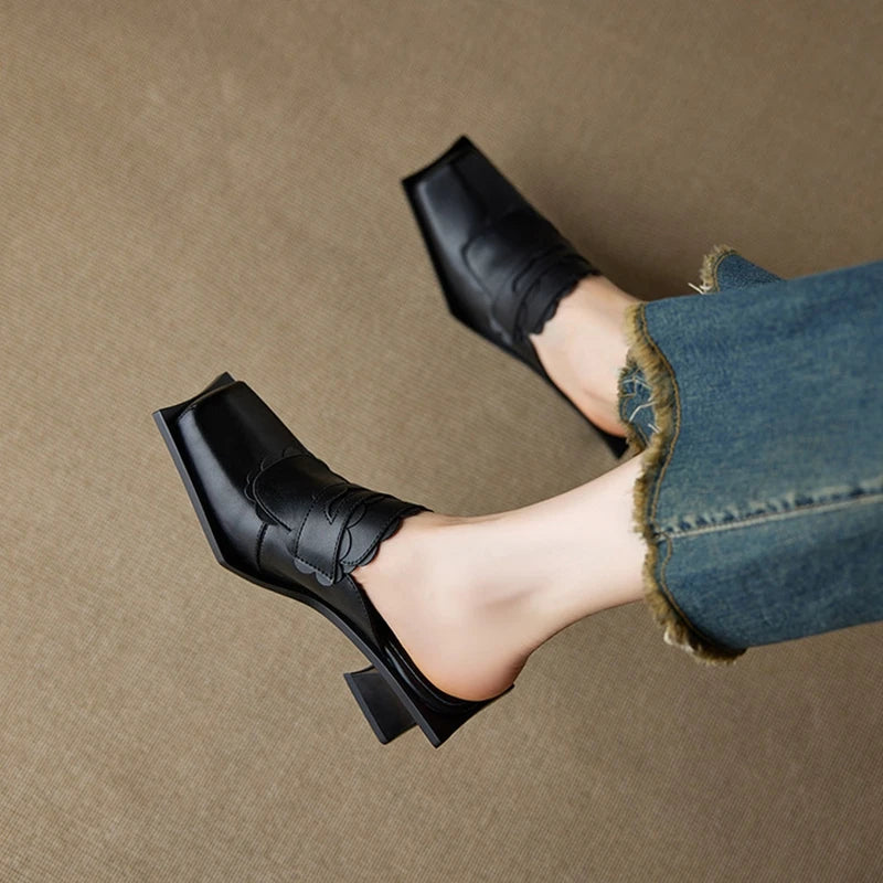 نعال نسائية فاخرة مرصعة بأحجار الراين