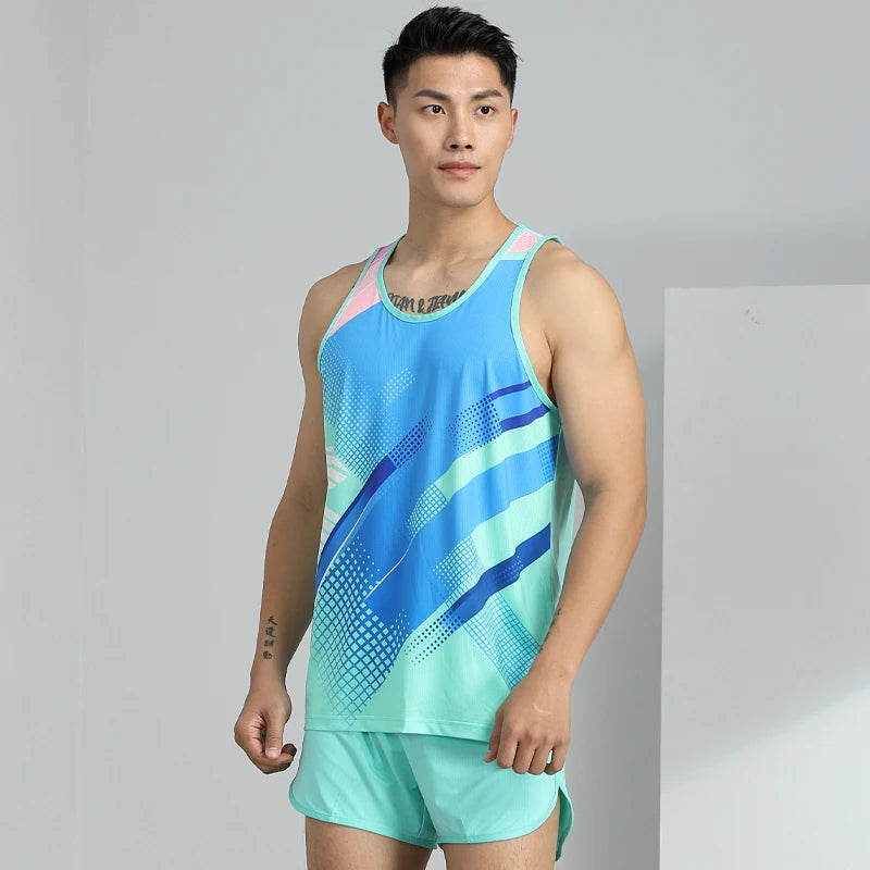 طقم رياضي سريع الجفاف للرجال بمقاسات كبيرة - طقم جري