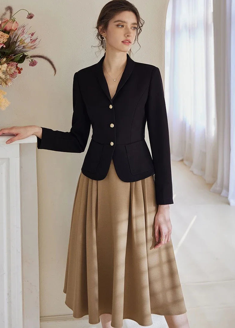 Slimette™ – Crop Blazer (Chic Black Fit, Youthful Korean Edge)