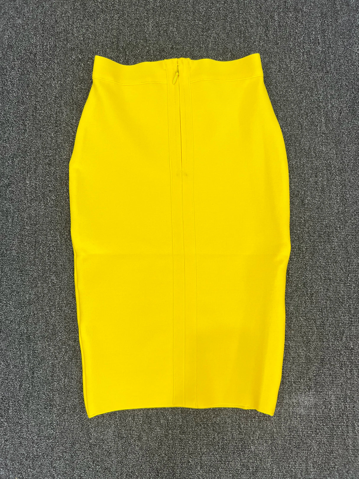 تنورة قلم رصاص ضيقة للنساء