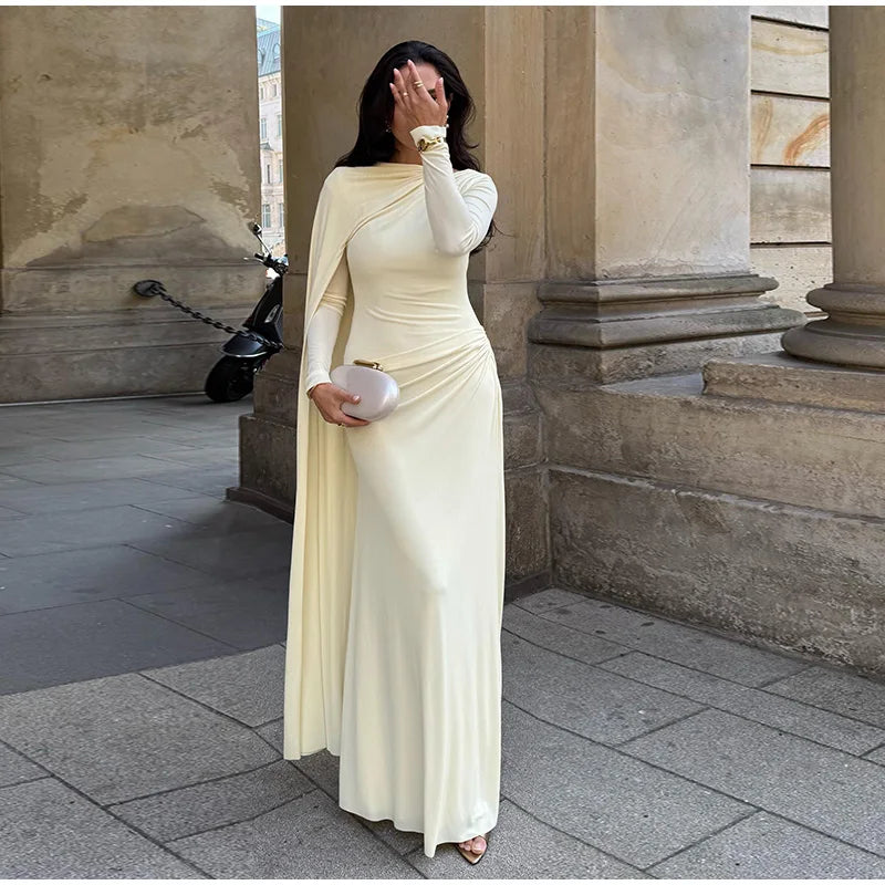 فستان نسائي طويل بشريط مطوي