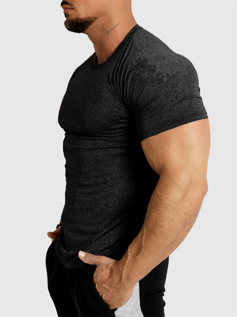 تي شيرت رياضي نسائي سريع الجفاف بأكمام قصيرة