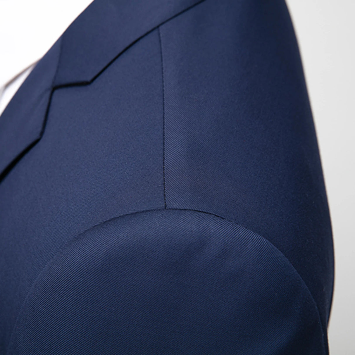 بدلة رسمية ضيقة للرجال مكونة من 3 قطع