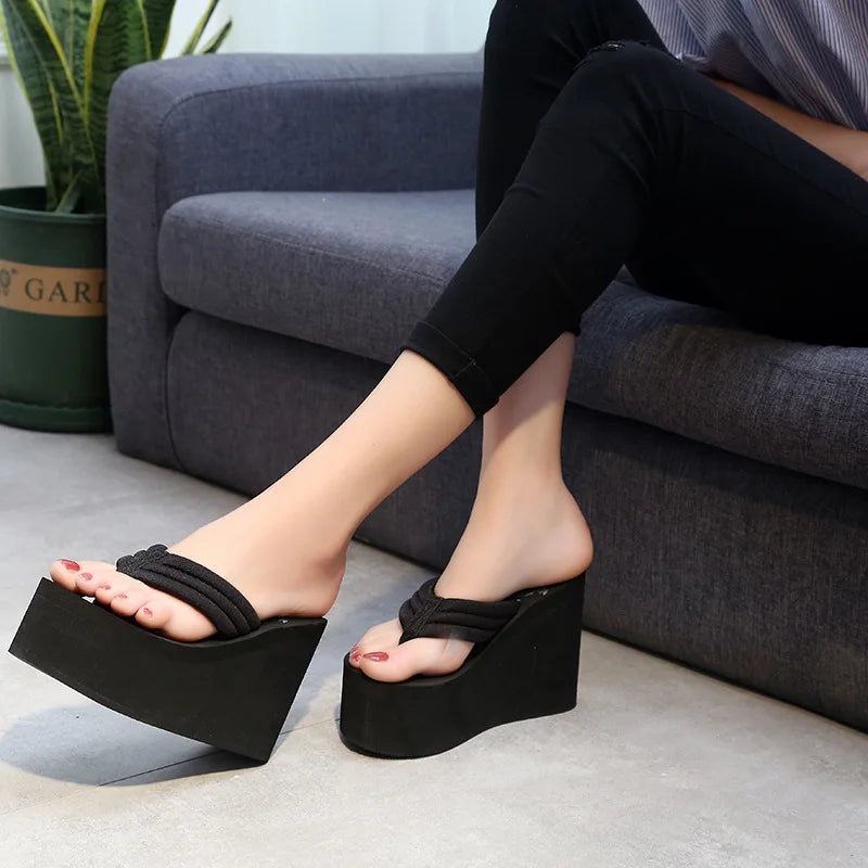 شباشب نسائية 2025