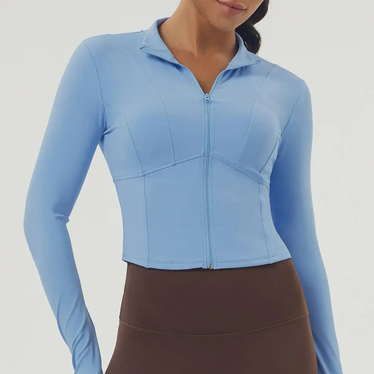 سترة يوجا نسائية بسحاب وقصة ضيقة