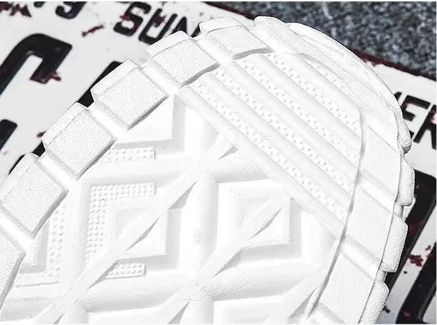 حذاء تزلج رمادي للرجال