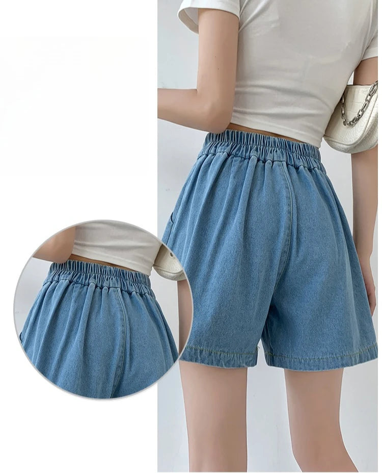 Women's Loose Pleated Denim Shorts