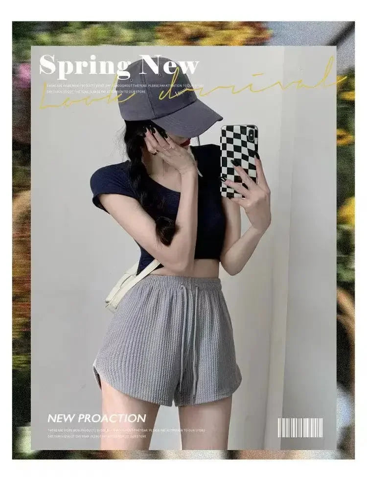 شورت رياضي نسائي واسع الساق