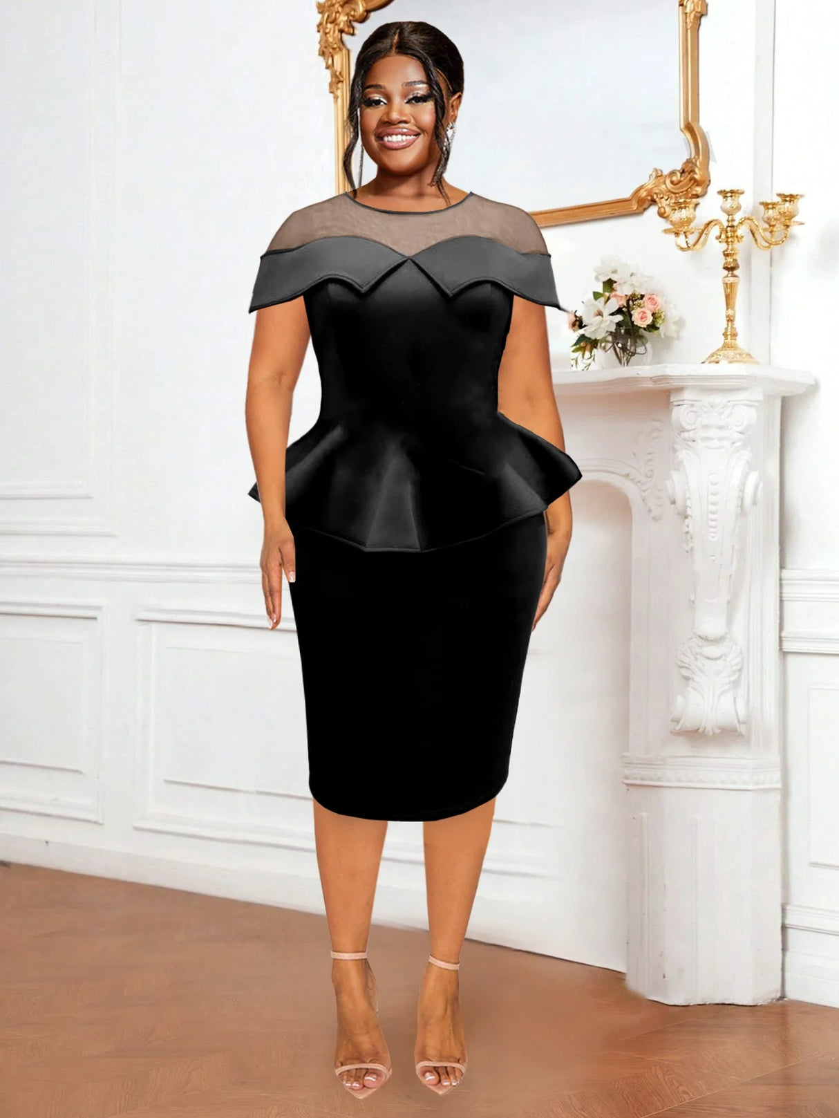 فستان نسائي ضيق من القماش الشبكي