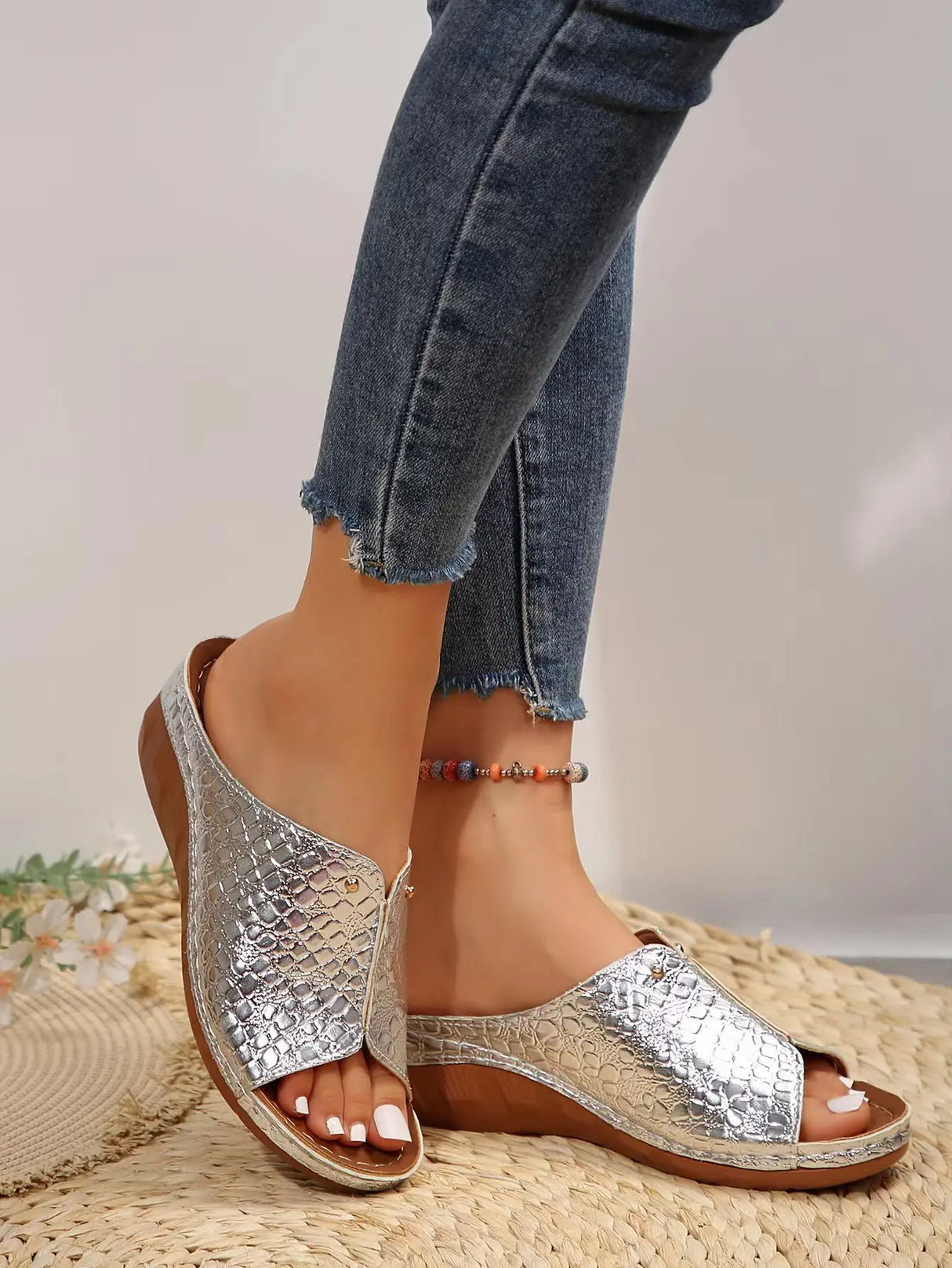 صنادل هوراشي النسائية بكعب إسفيني صيفي