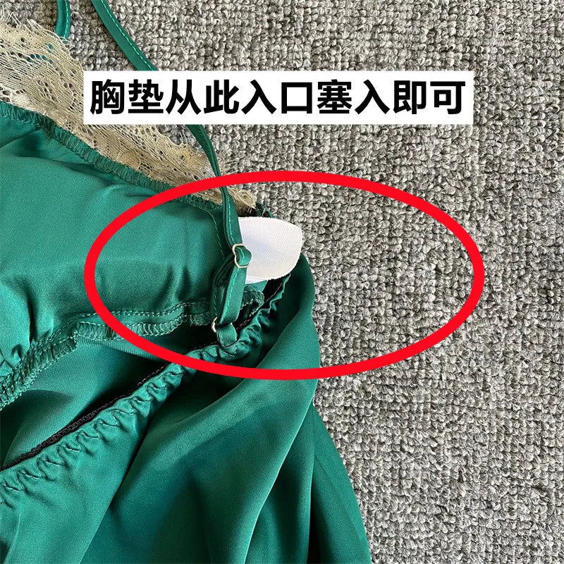 بيجامات نسائية من الحرير الجليدي