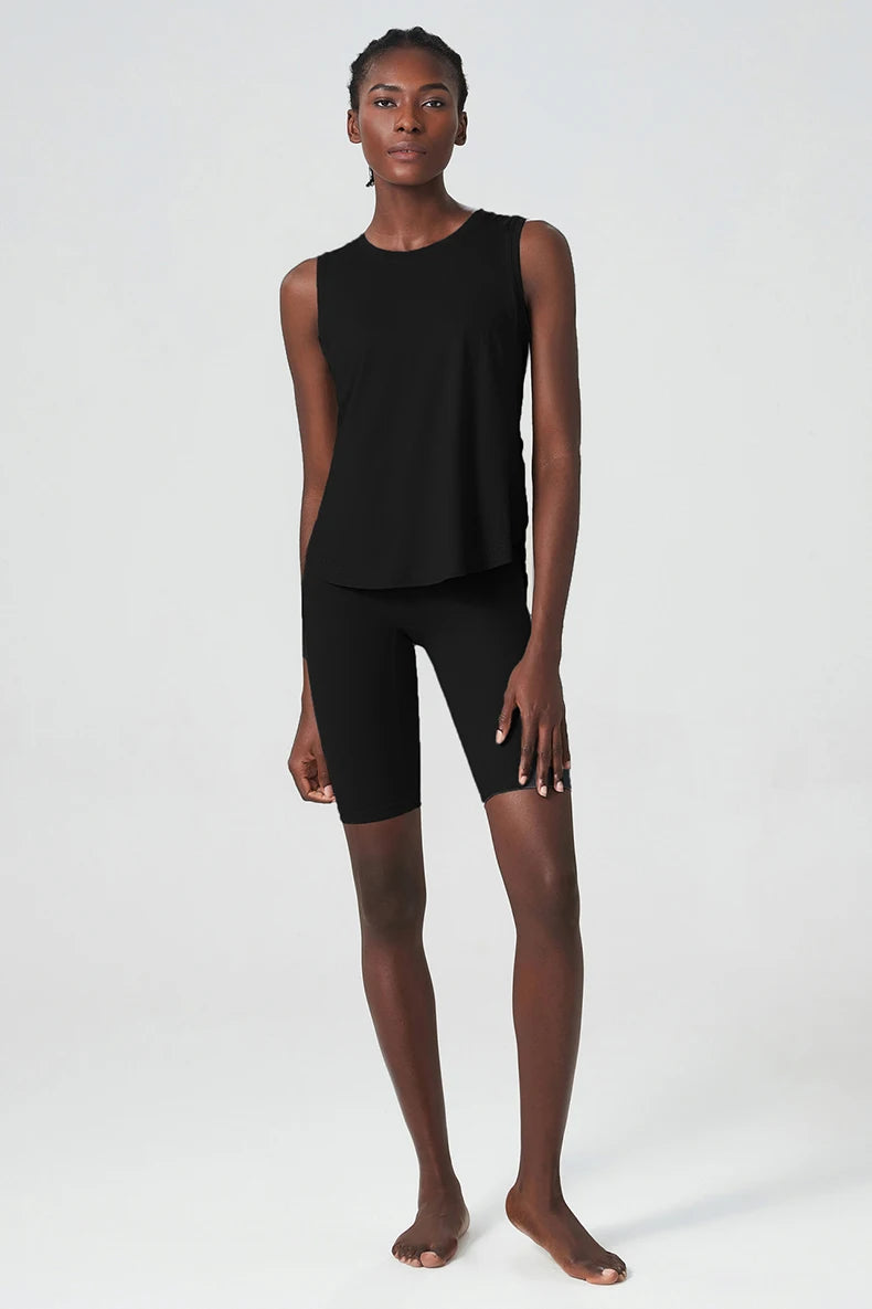 بلوزة رياضية نسائية فضفاضة بدون أكمام