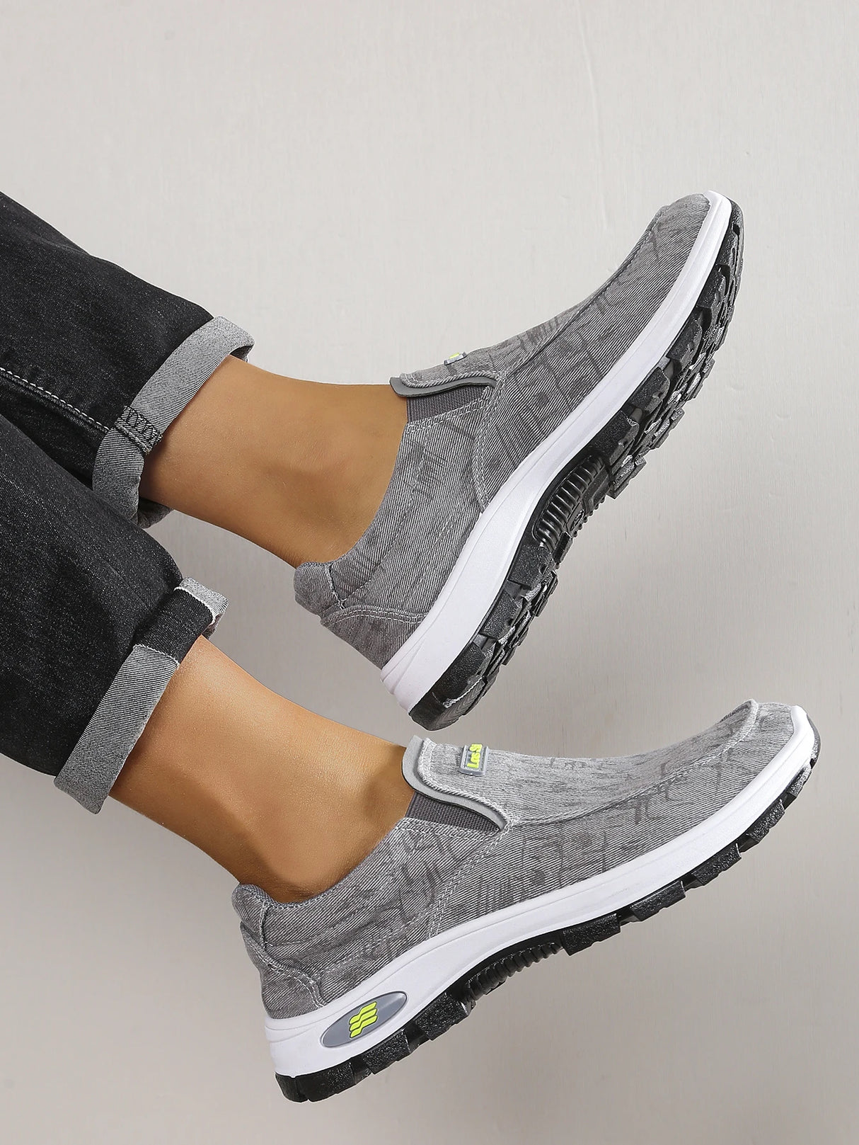 Men Fabric Casual Canvas Sneakers