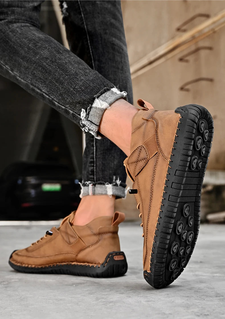 حذاء كاجوال رجالي مصنوع يدويًا من الجلد