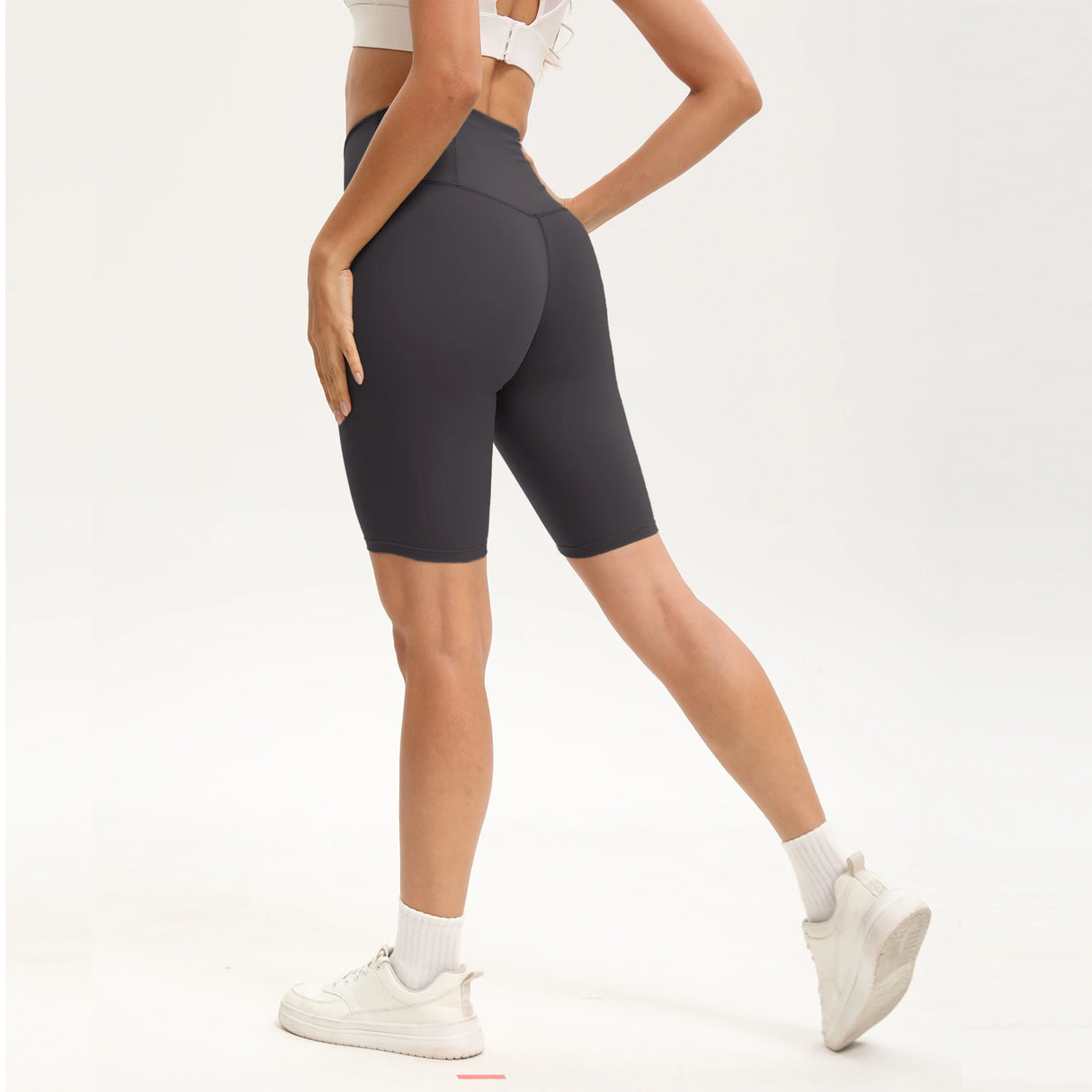 شورت نسائي عالي الخصر بثلاثة جيوب لركوب الدراجات