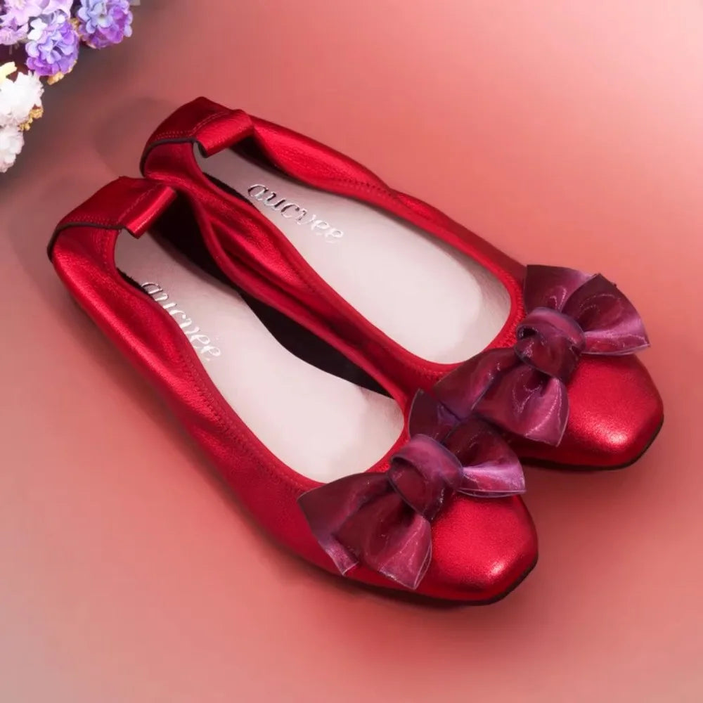 حذاء باليرينا مسطح سهل الارتداء بعقدة من الجلد للنساء