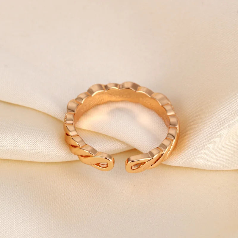 Luxury W Letter Gold Plated Ring