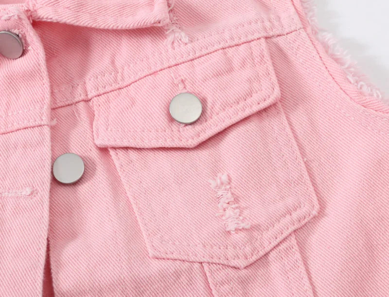 سترة جينز كلاسيكية أنيقة للنساء