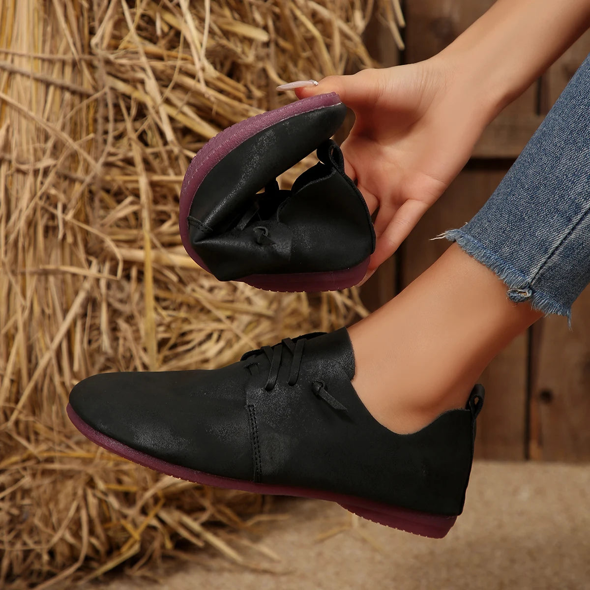 حذاء لوفر نسائي أنيق وسهل الارتداء