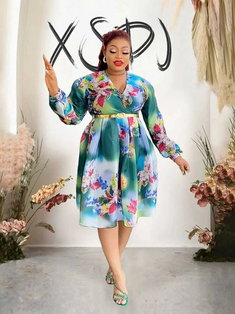 فستان نسائي من الشيفون المطبوع بفتحة رقبة على شكل حرف V