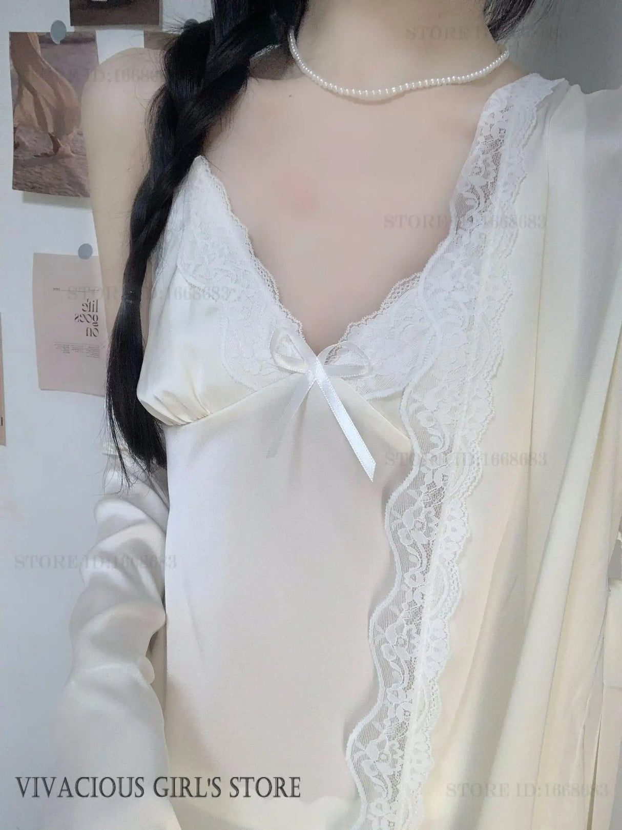 طقم رداء نوم ساتان نسائي