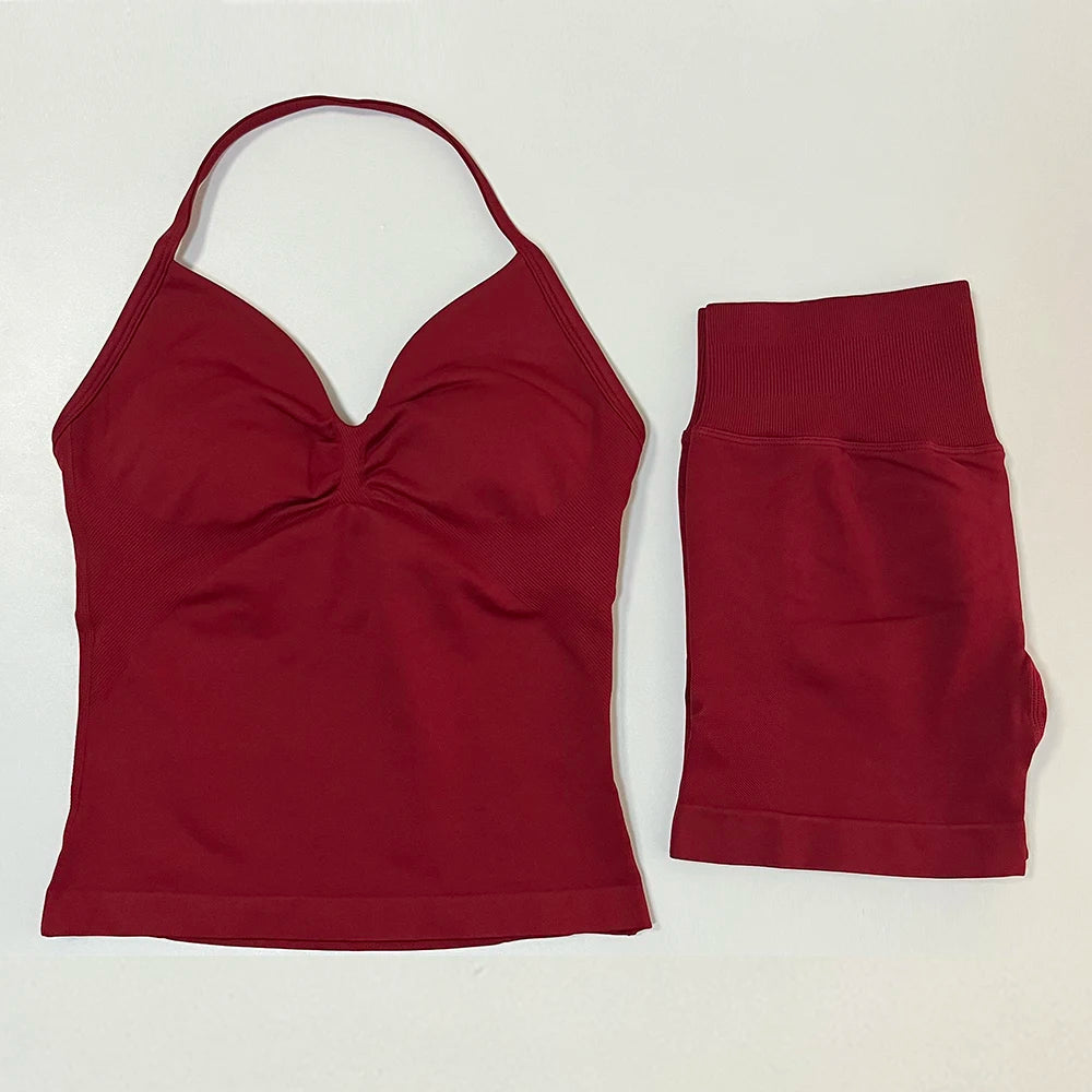 ملابس نوم صيفية نسائية مزينة بالزهور