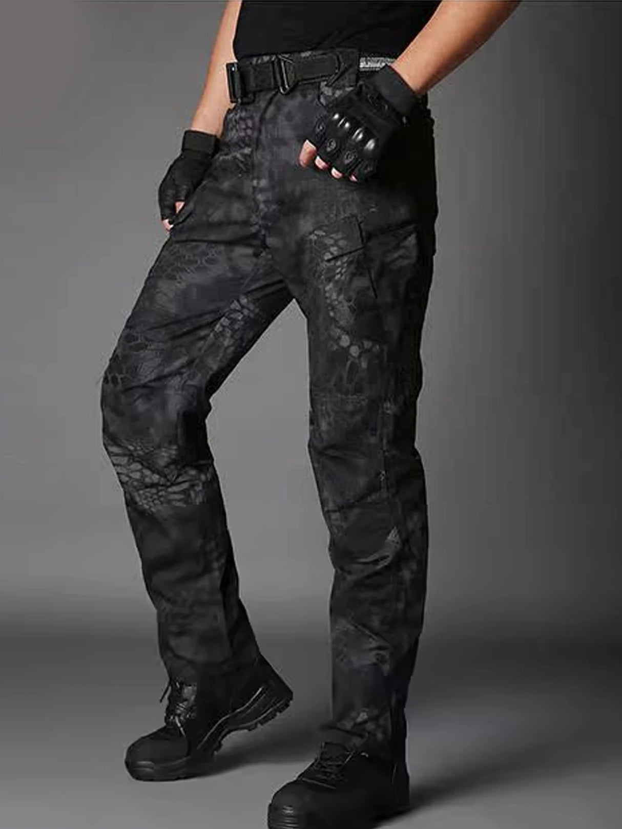 بنطلونات كارغو للرجال