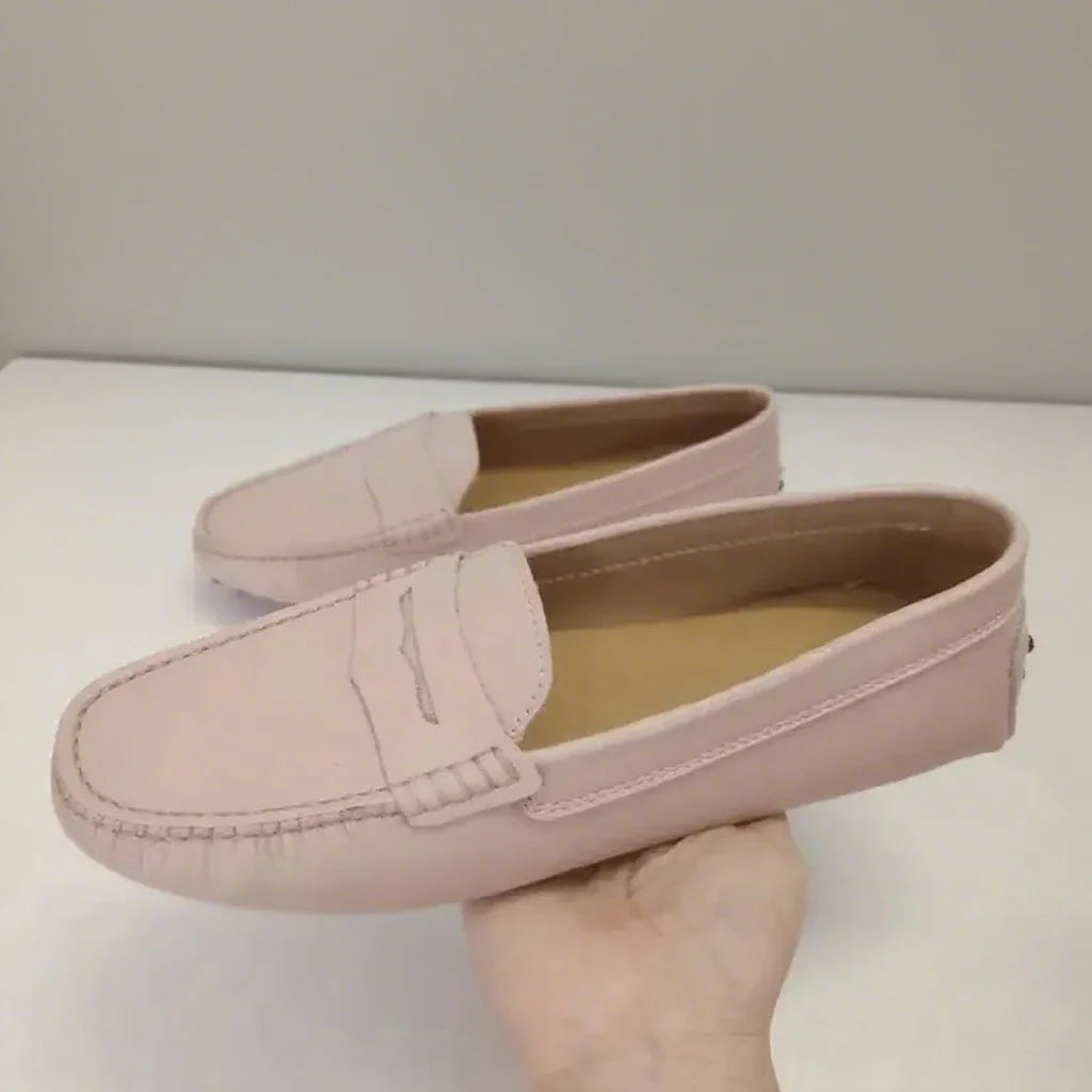 حذاء مسطح نسائي 2025 من الجلد الطبيعي سهل الارتداء