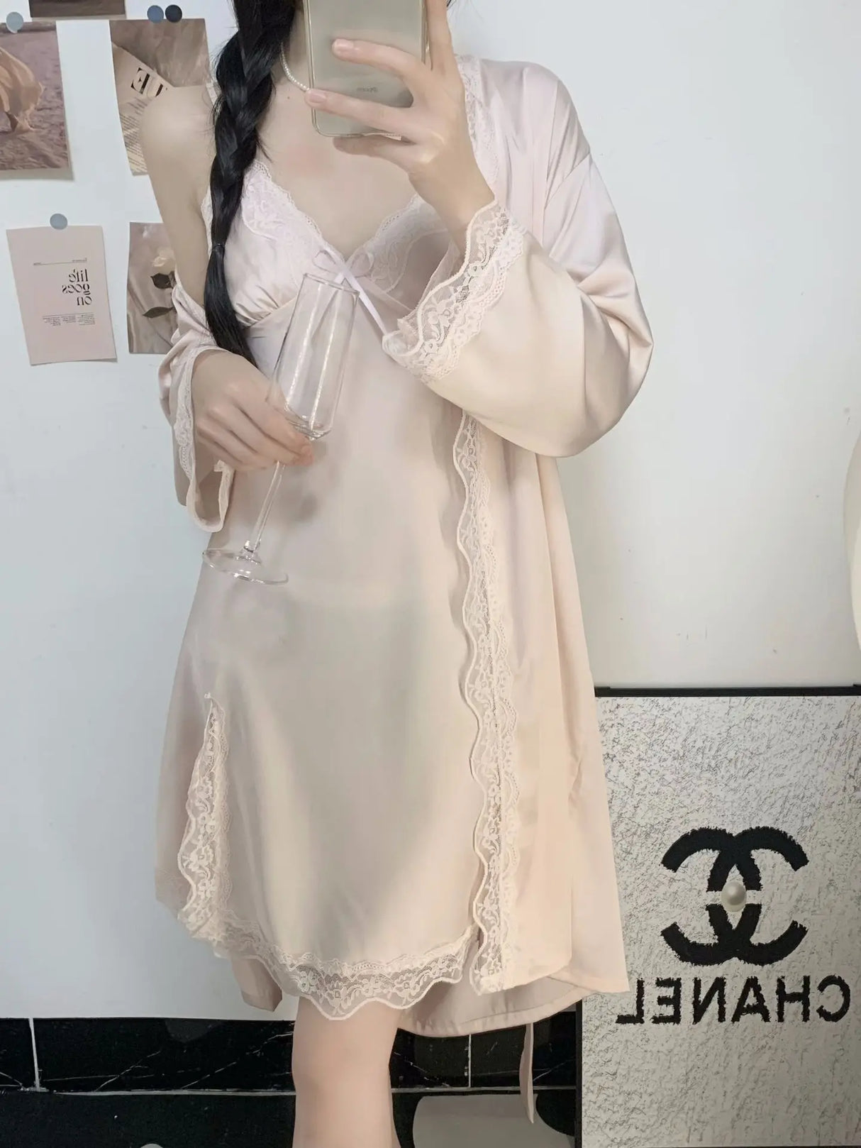 طقم رداء نوم ساتان نسائي