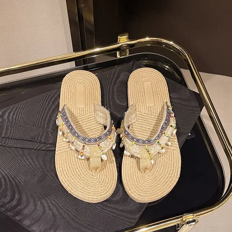 صنادل شاطئ نسائية بكعب منخفض ومضادة للانزلاق