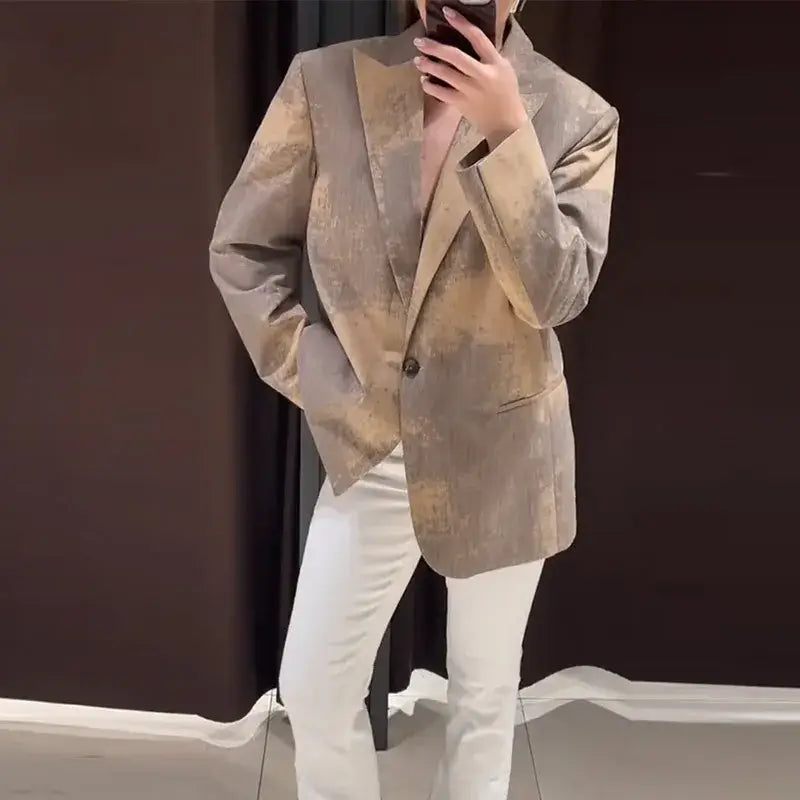 طقم فستان وسترة من الدانتيل المرقّع للنساء