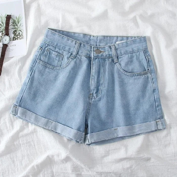 EaseEdge™ – Loose High Waist Denim Shorts 2025 (Chic, Flowy & Cool-Weather Friendly)