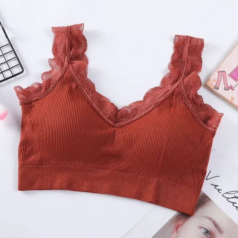 WireFreeFlex™ seamless tank bra top in rust color with lace decoration, perfect for daily comfort and non-wire support.