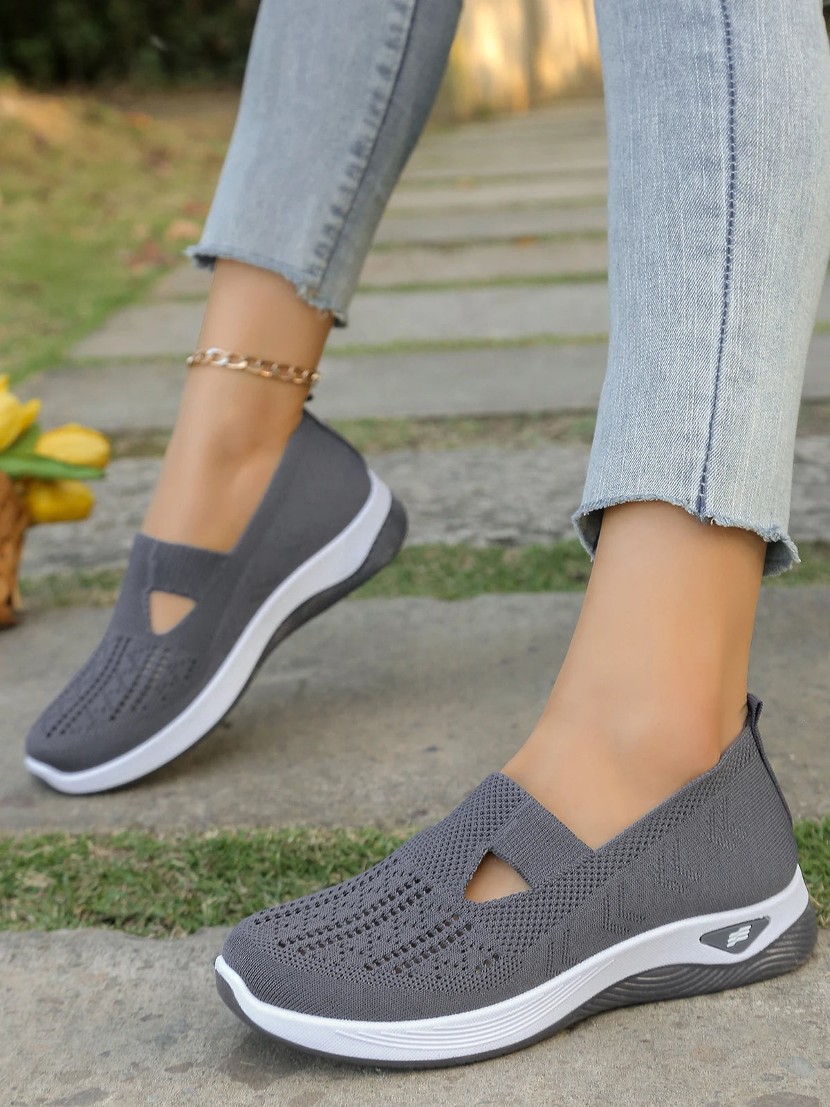 Women's Lightweight Casual Summer Shoes
