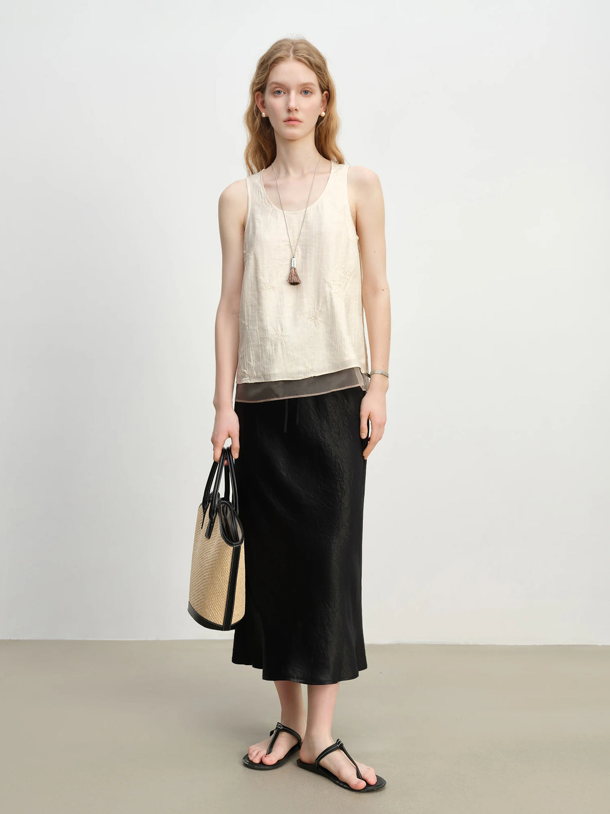 Minimalist Sleeveless Old Money Vest Top