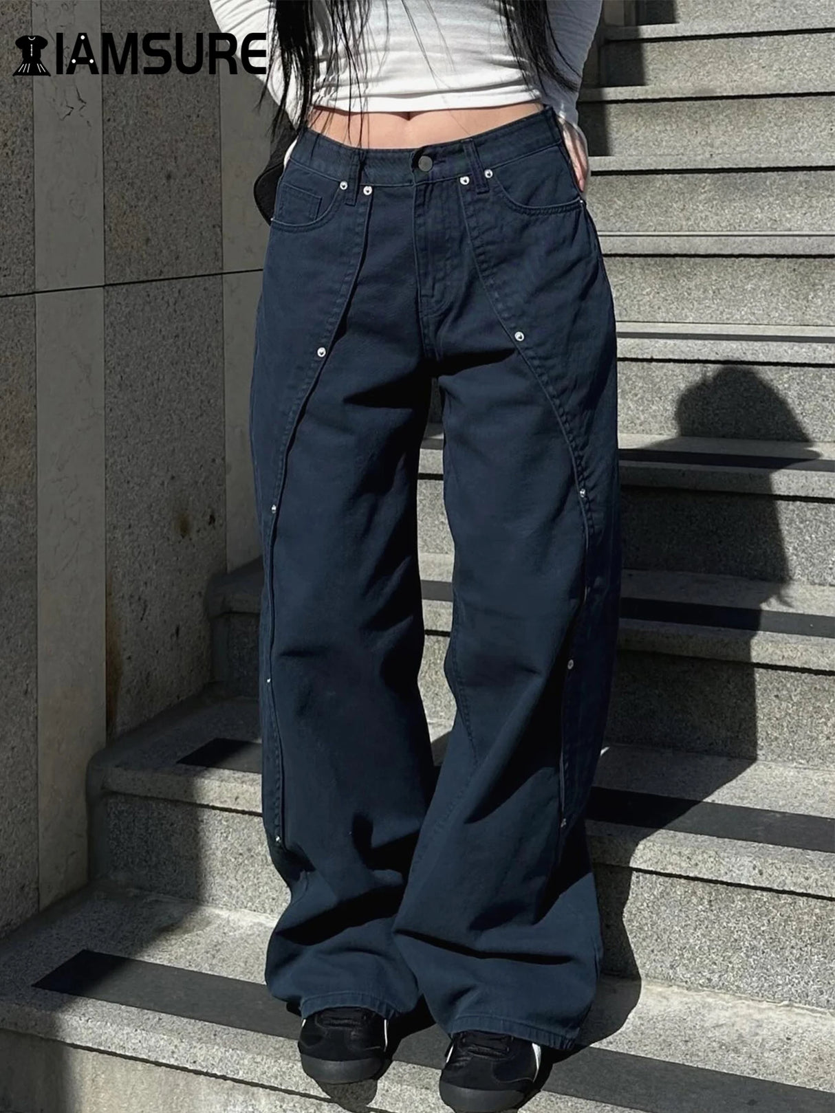 Women Low-Waist Rivet Wide Jeans