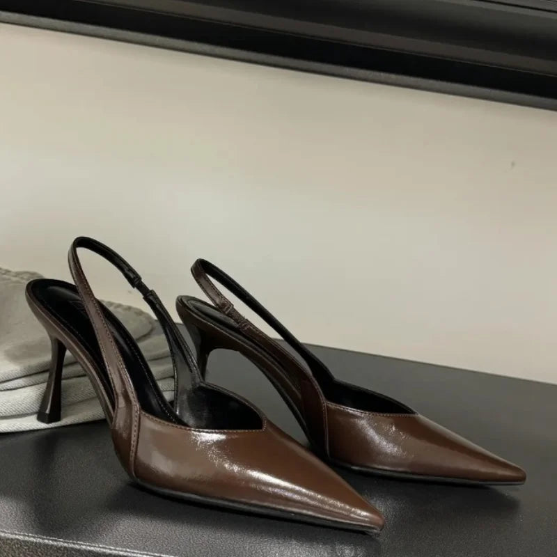 أحذية بكعب مدبب - أحذية أنيقة من تصميم 2025