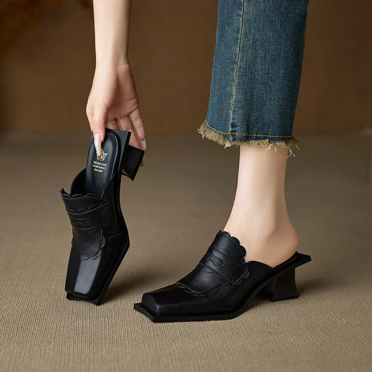 نعال نسائية فاخرة مرصعة بأحجار الراين