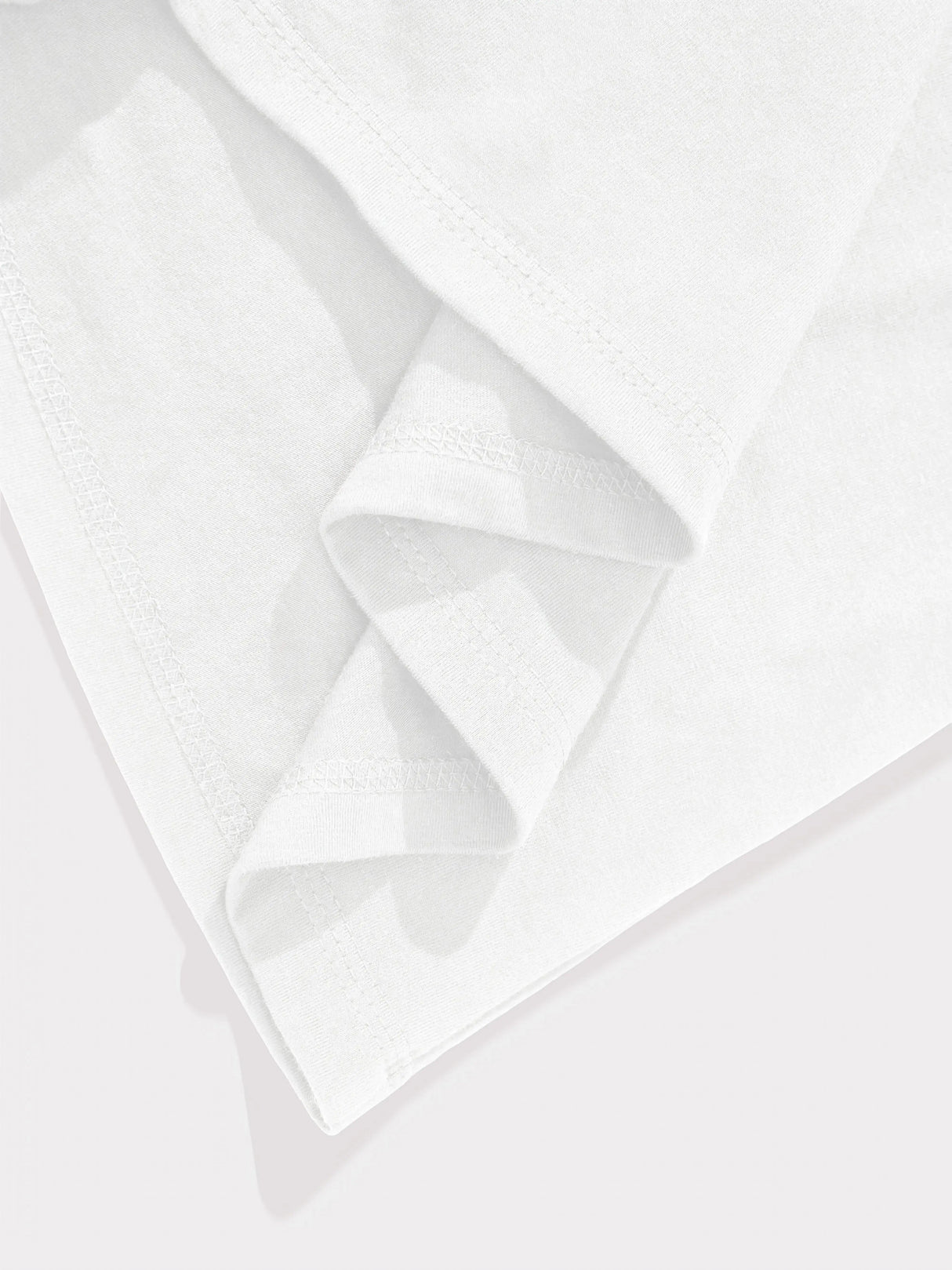 تي شيرت رجالي بأكمام قصيرة