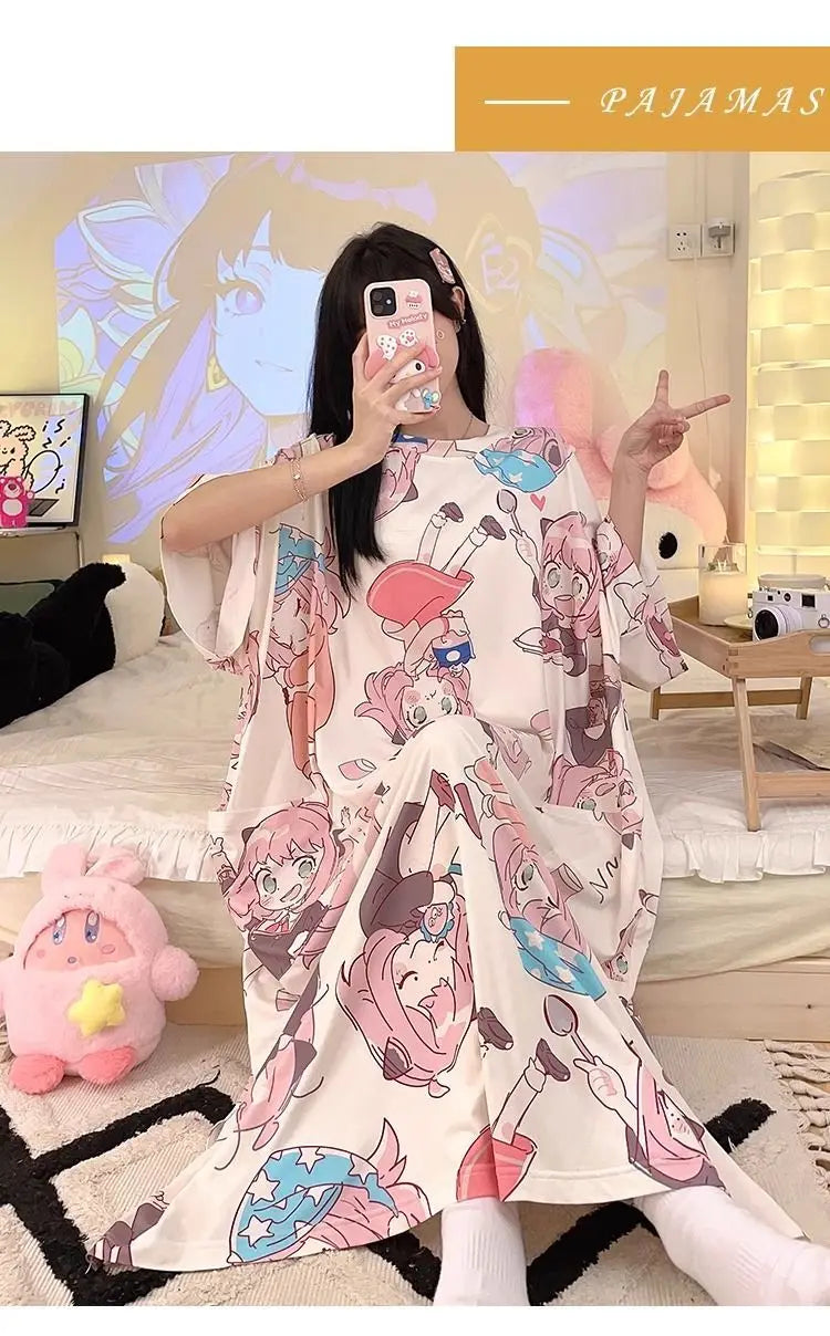 قميص نوم طويل بطبعة رسوم متحركة للنساء