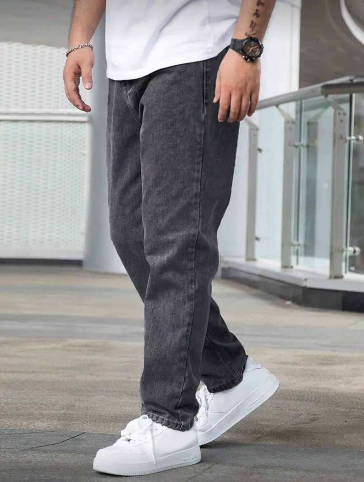 Heritage Washed Straight Jeans
