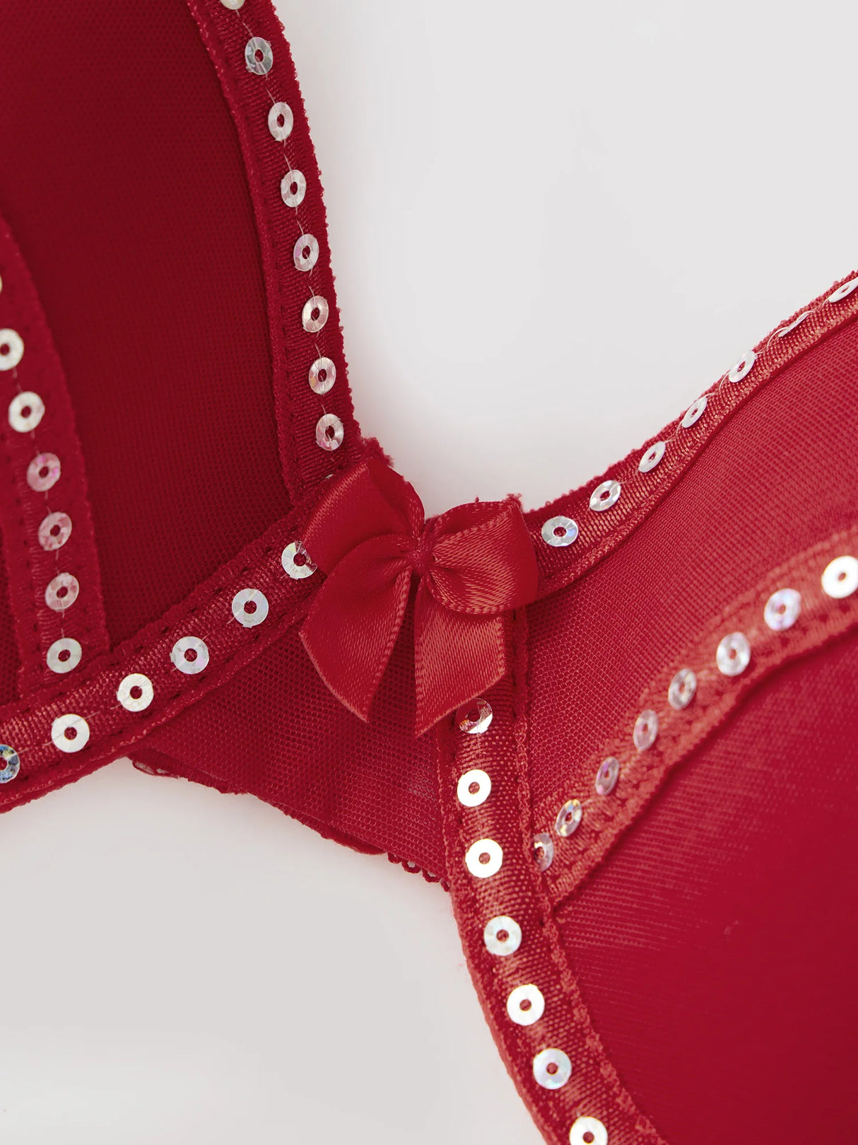 مجموعة لانجري دانتيل نسائي