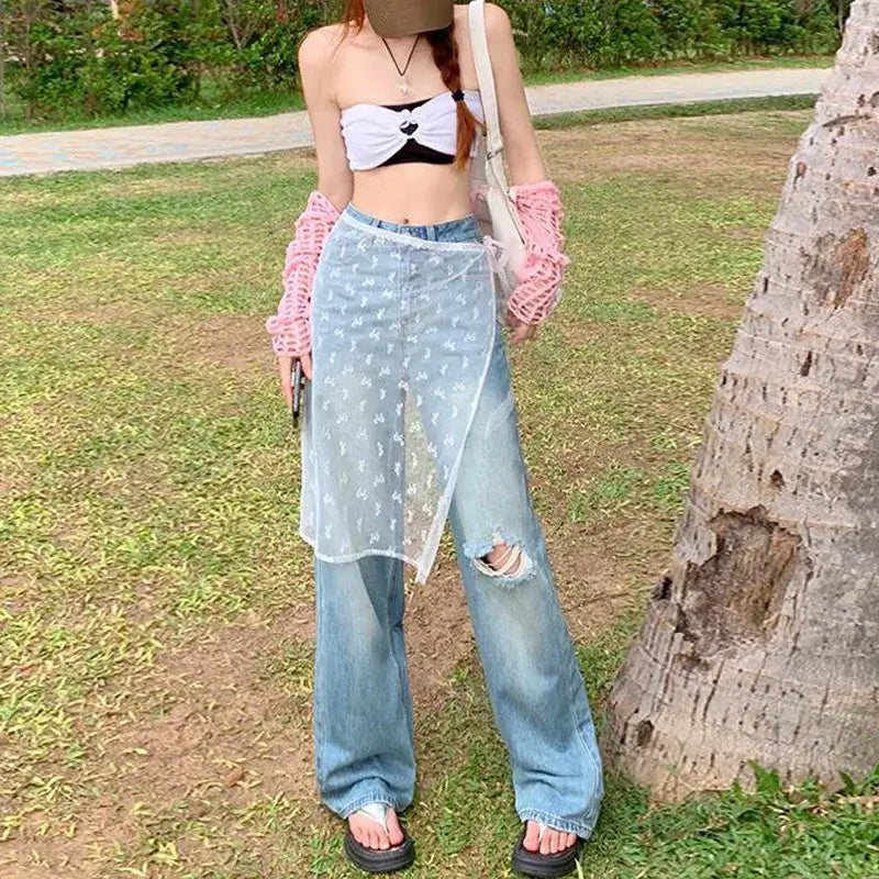 تنورة نسائية من الدانتيل والتول بتصميم عتيق