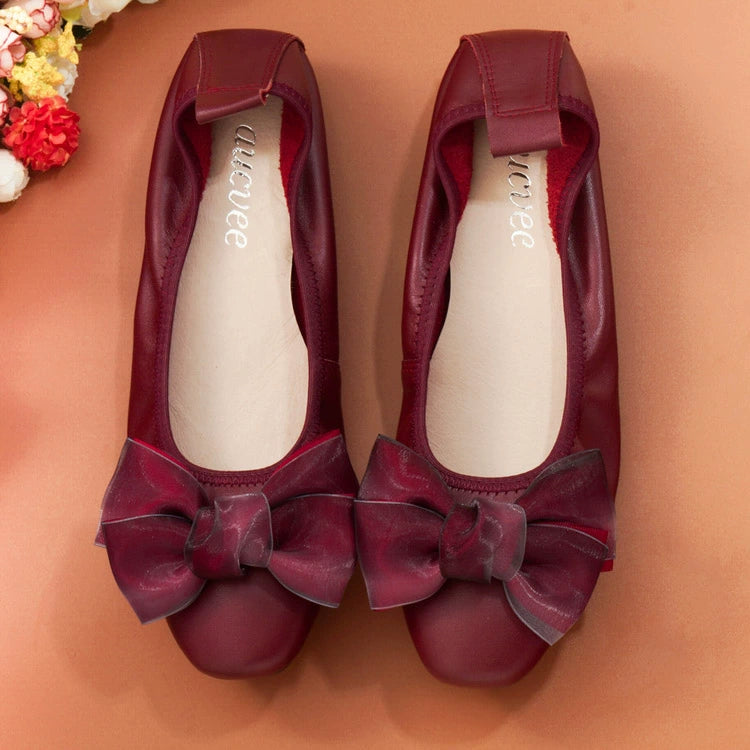 حذاء باليرينا مسطح سهل الارتداء بعقدة من الجلد للنساء