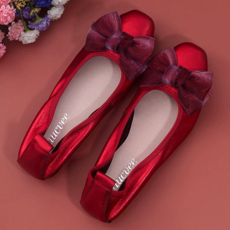 حذاء باليرينا مسطح سهل الارتداء بعقدة من الجلد للنساء